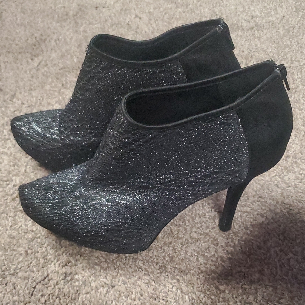 Maurices Shimmering Black Heeled Boots